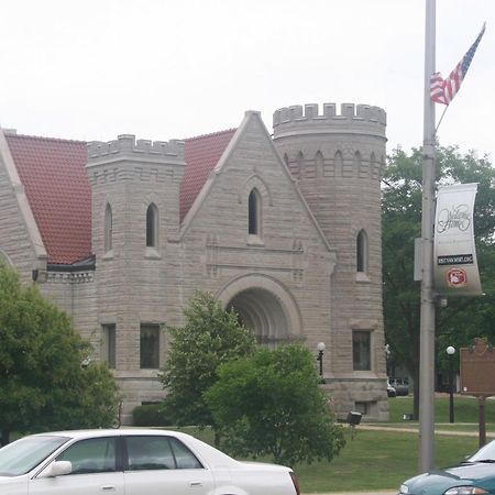 Fountain Inn Van Wert Экстерьер фото