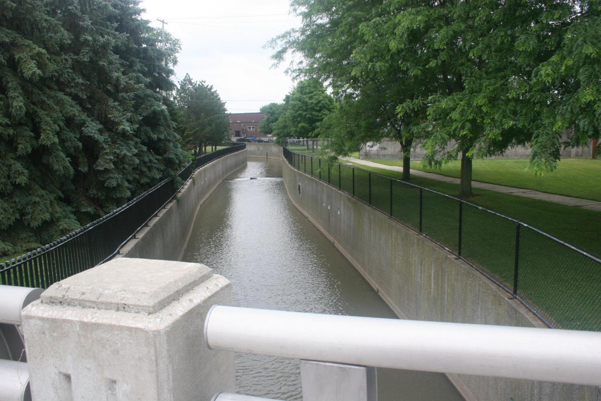 Fountain Inn Van Wert Экстерьер фото