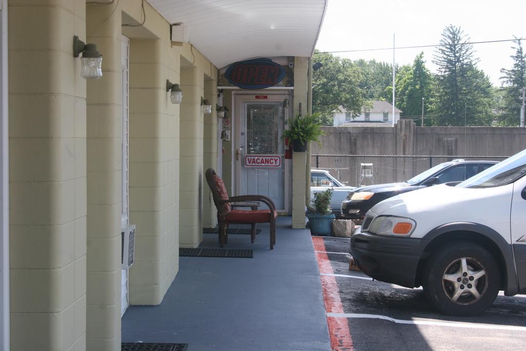 Fountain Inn Van Wert Экстерьер фото