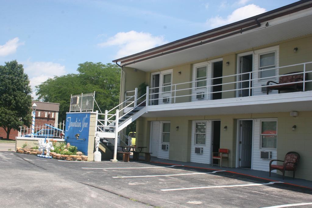Fountain Inn Van Wert Экстерьер фото
